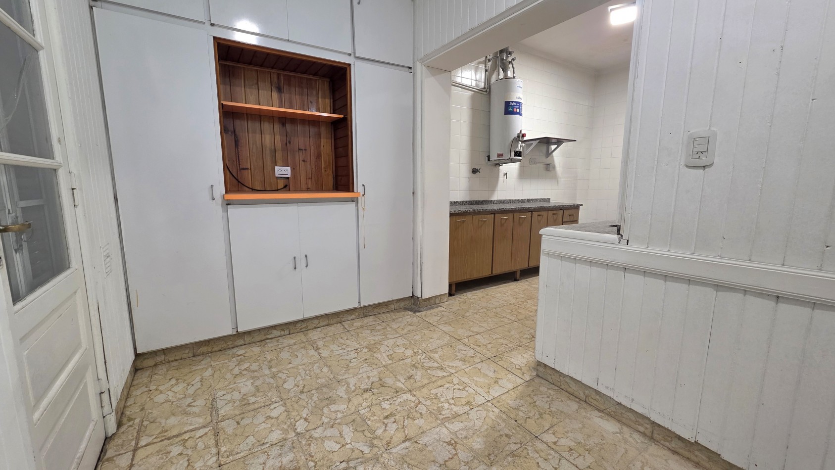 CASA 3 AMBIENTES CON PATIO