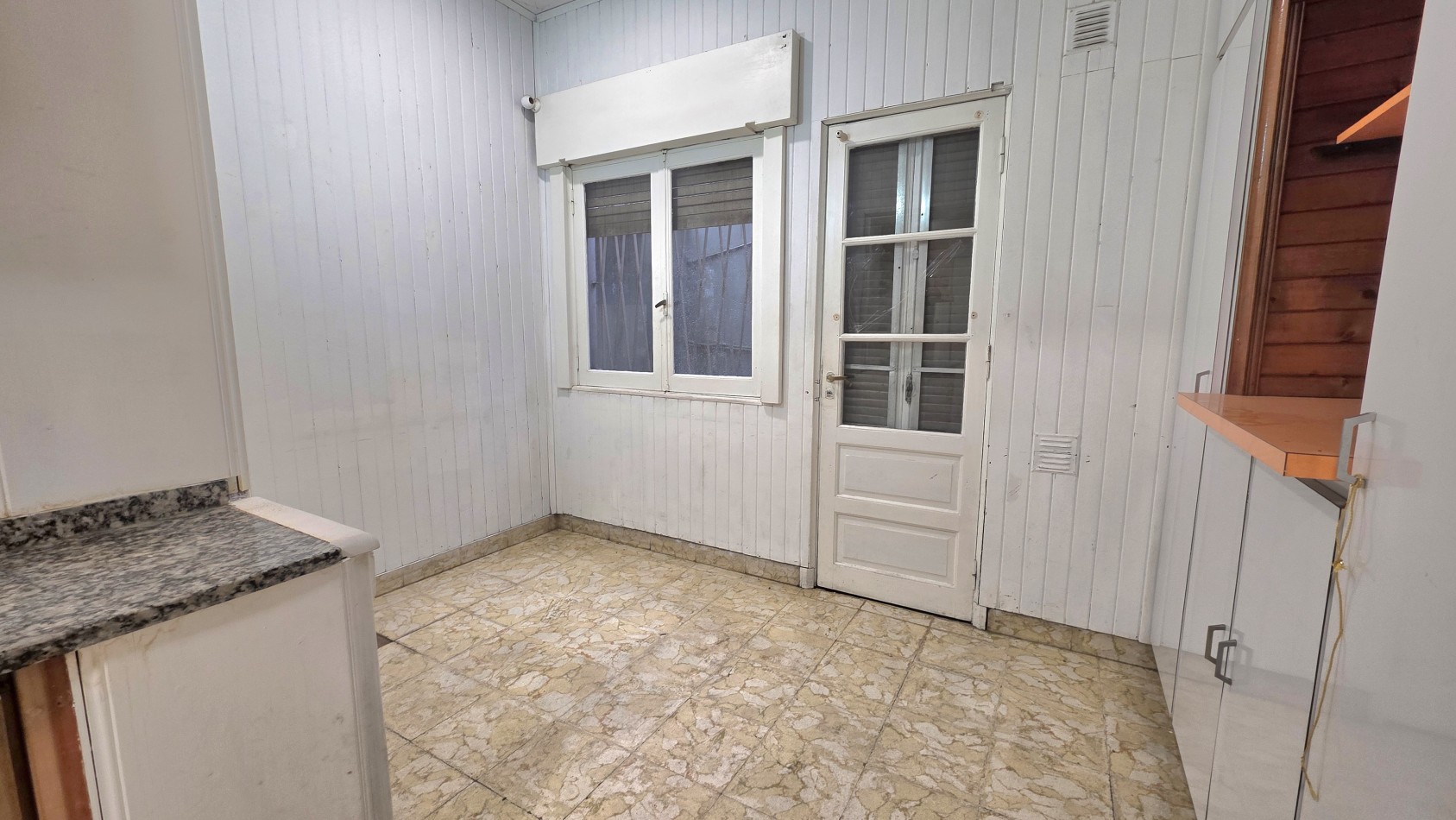 CASA 3 AMBIENTES CON PATIO