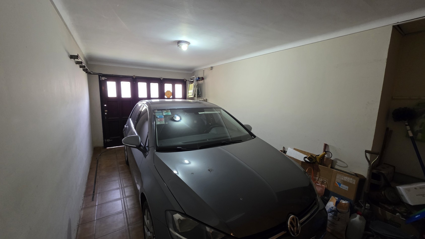 Casa 4 Ambientes en Venta con Parque y Quincho - a 5 Cuadras de la Estacion de Longchamps