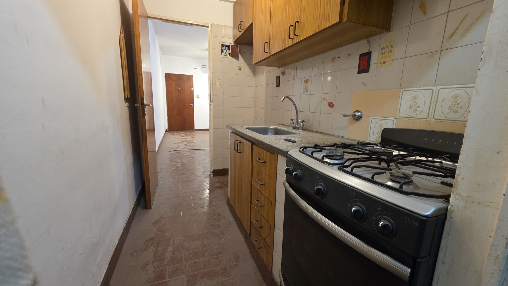 3 AMBIENTES EN LA ENTRADA AL BARRIO MUNICIPAL