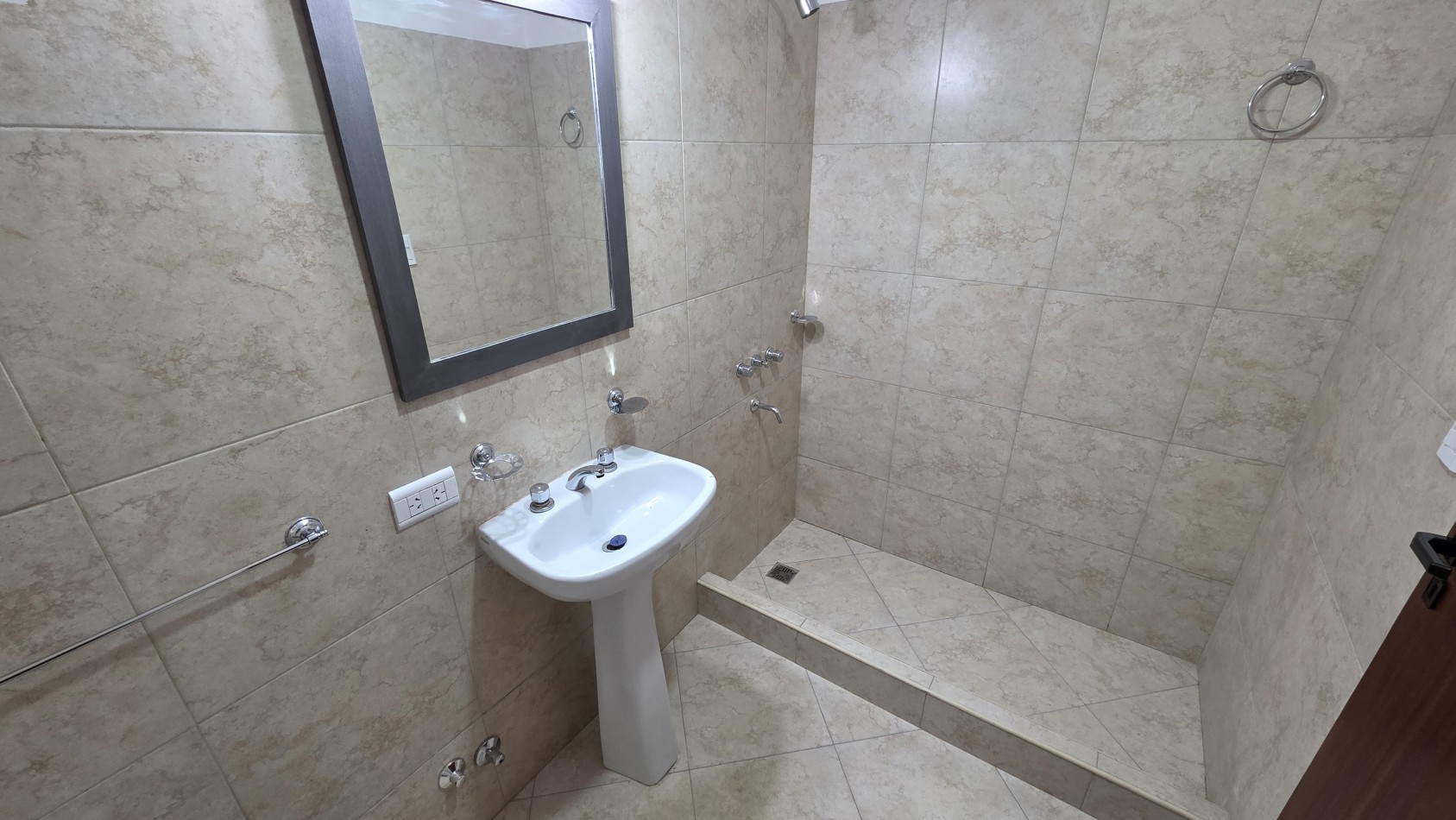 2 AMBIENTES A ESTRENAR