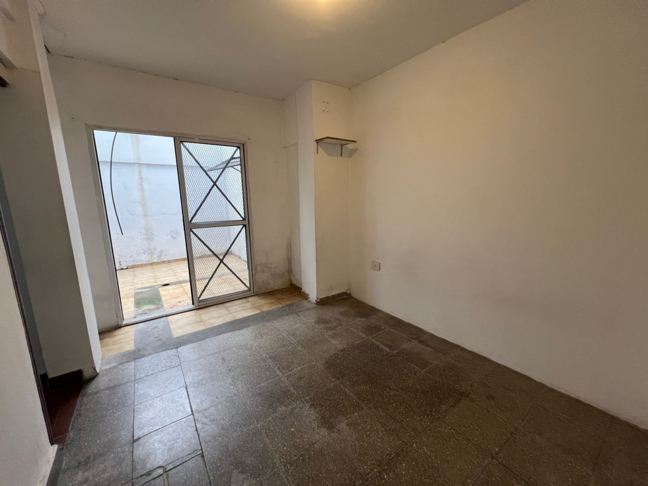 2 AMBIENTES SOBRE AVENIDA