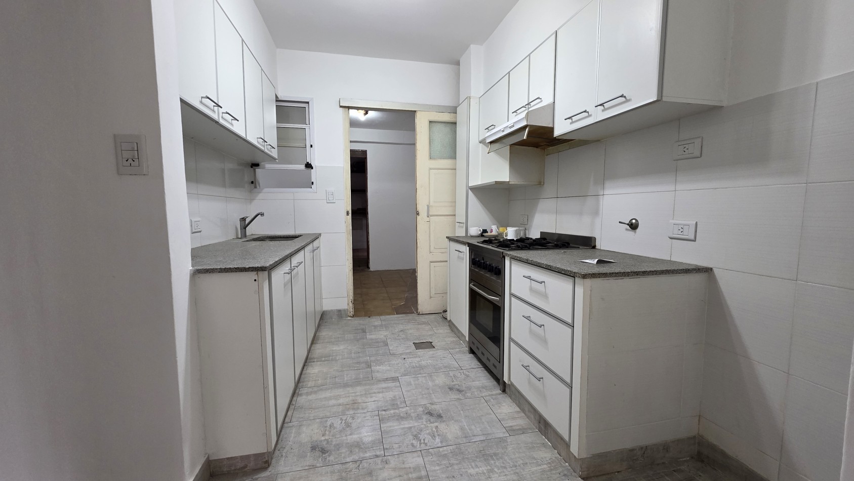 CASA 3 AMBIENTES RESTAURADA