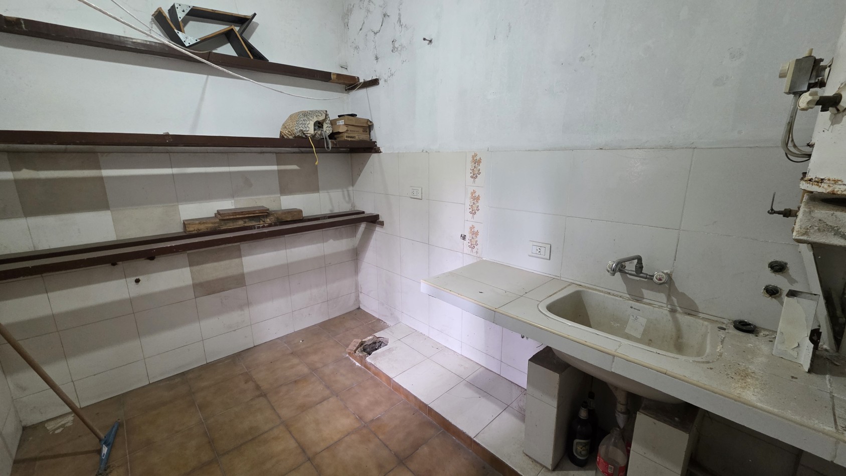 CASA 3 AMBIENTES RESTAURADA