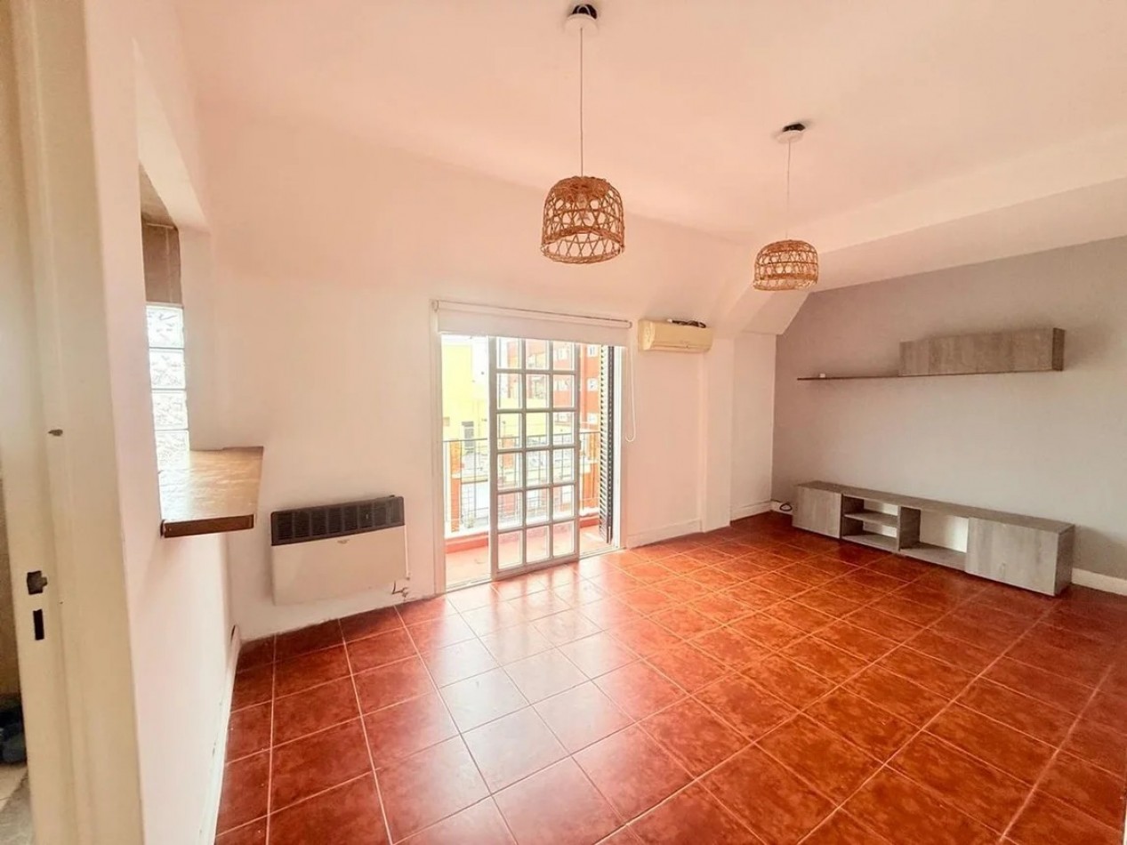 3 AMBIENTES MUY BUENA UBICACION