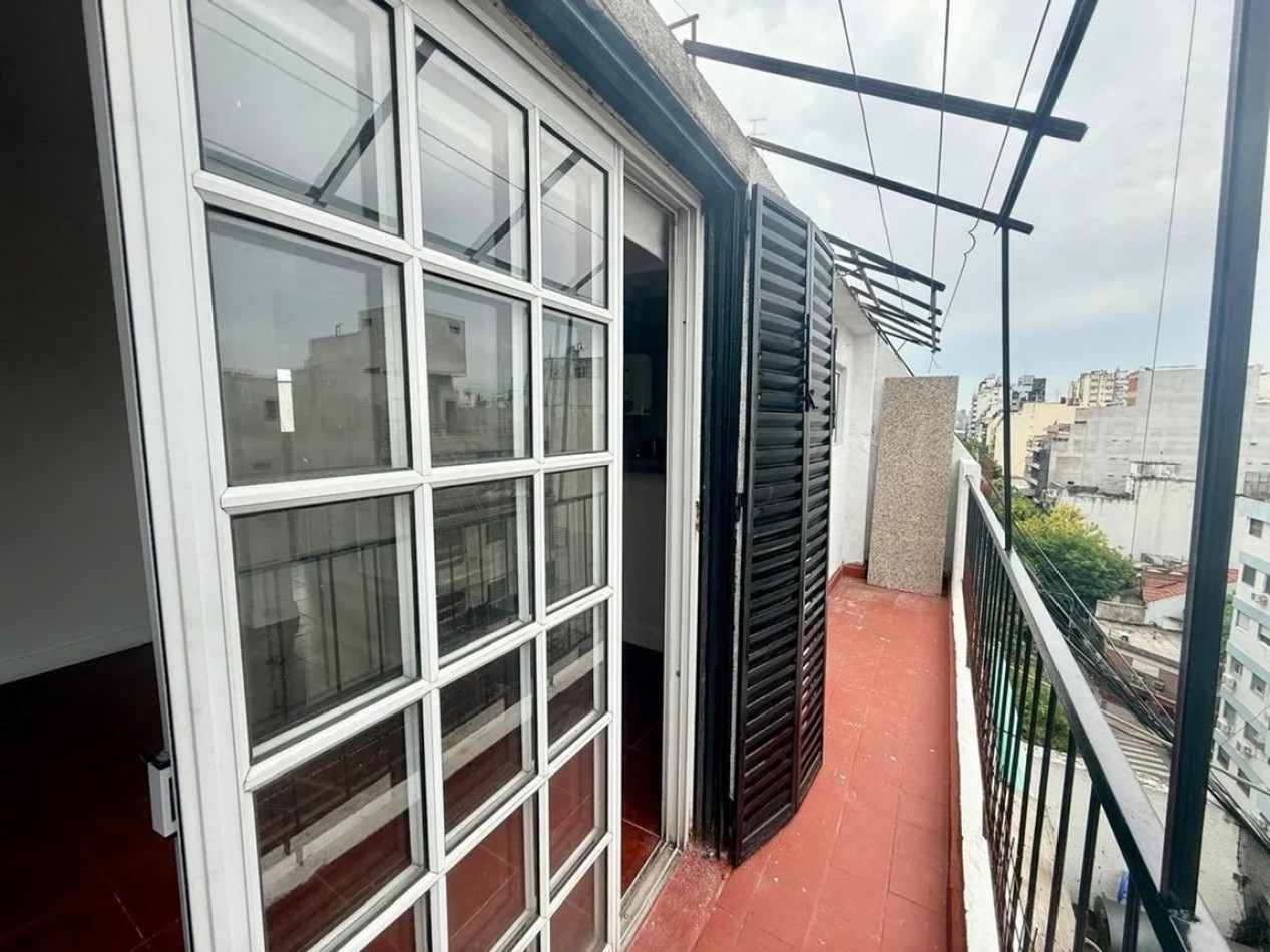 3 AMBIENTES MUY BUENA UBICACION