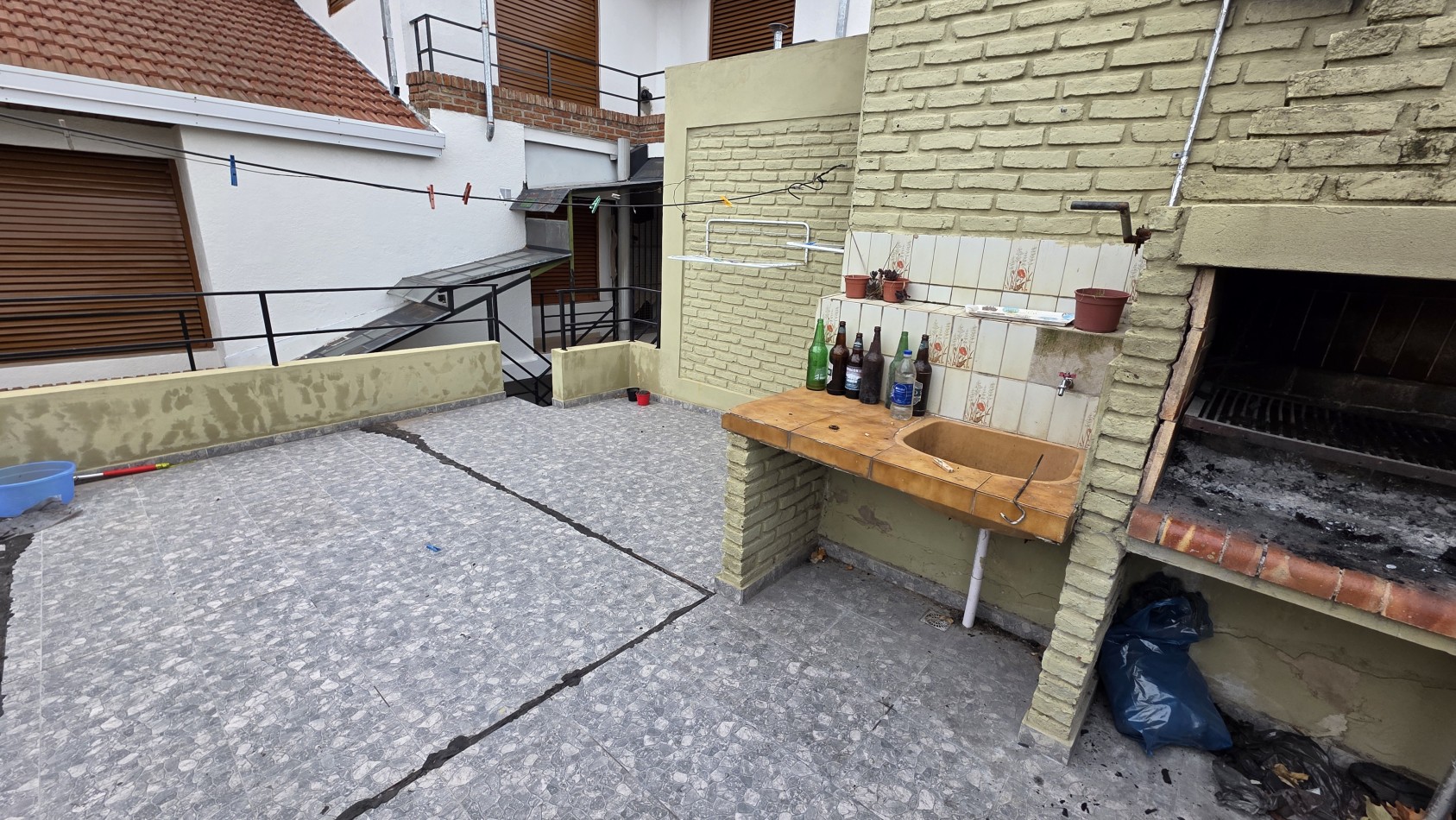 PH CON TERRAZA Y PARRILLA