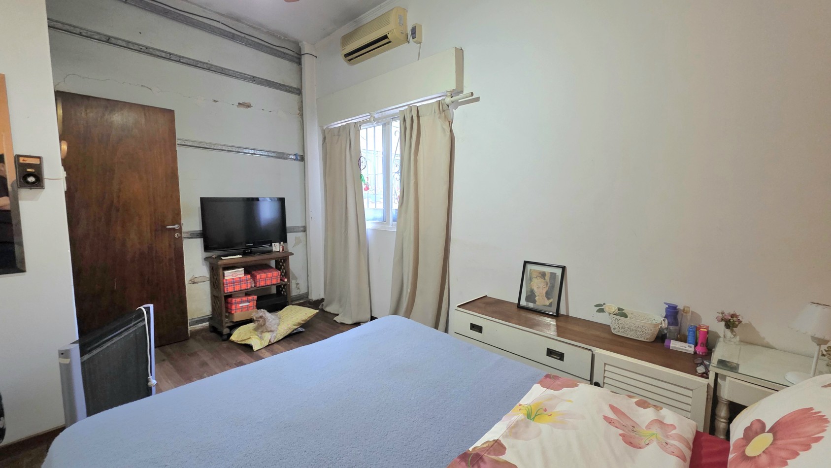 CASA EN EL MEJOR BARRIO Y CON POTENCIAL