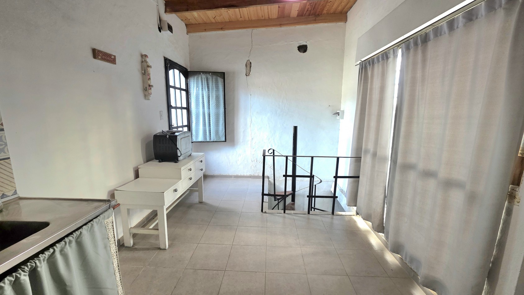 CASA EN EL MEJOR BARRIO Y CON POTENCIAL