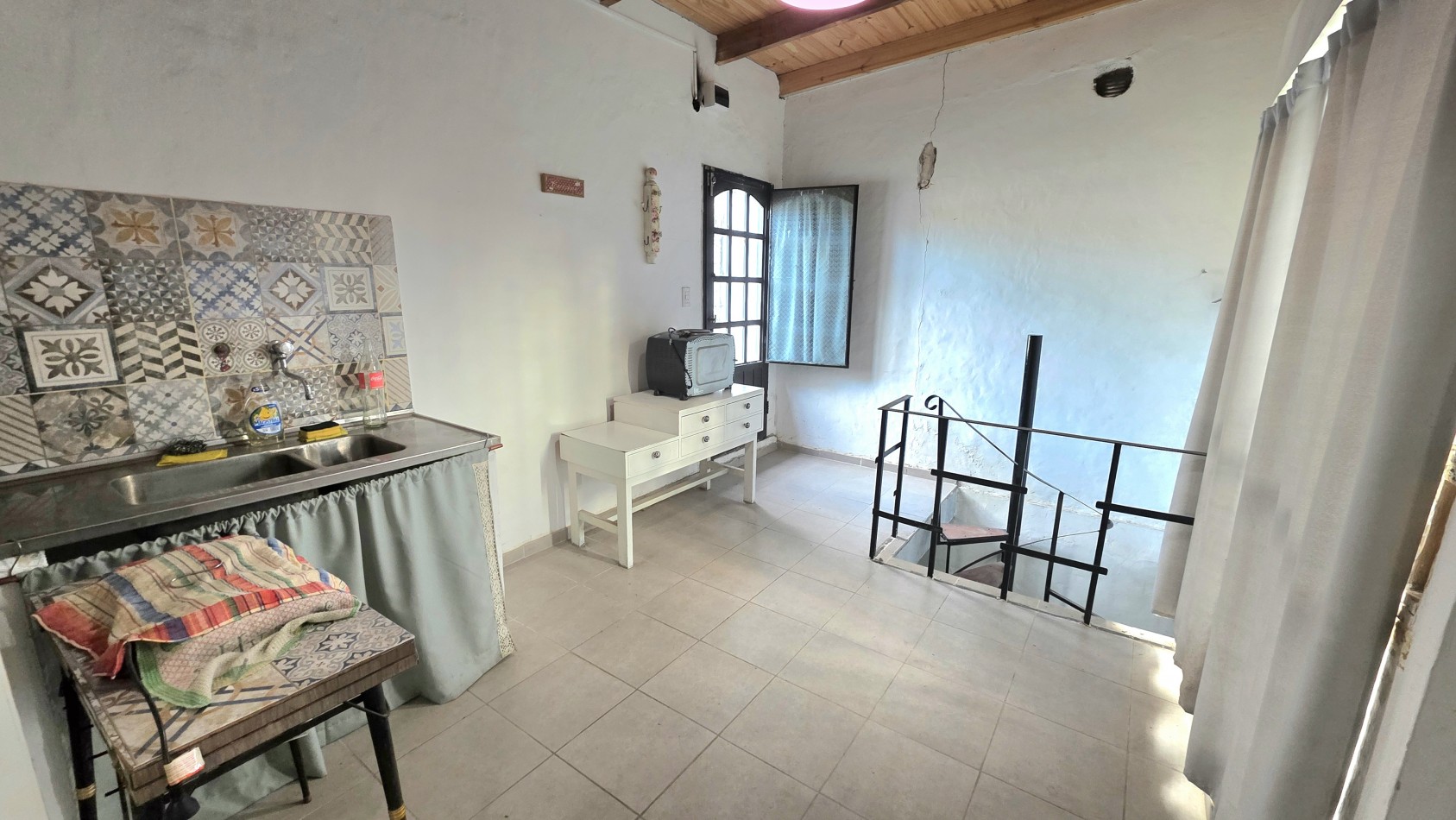 CASA EN EL MEJOR BARRIO Y CON POTENCIAL