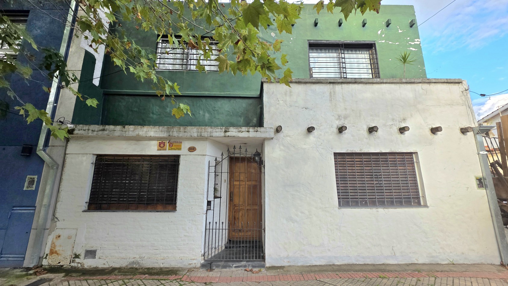 CASA EN EL MEJOR BARRIO Y CON POTENCIAL