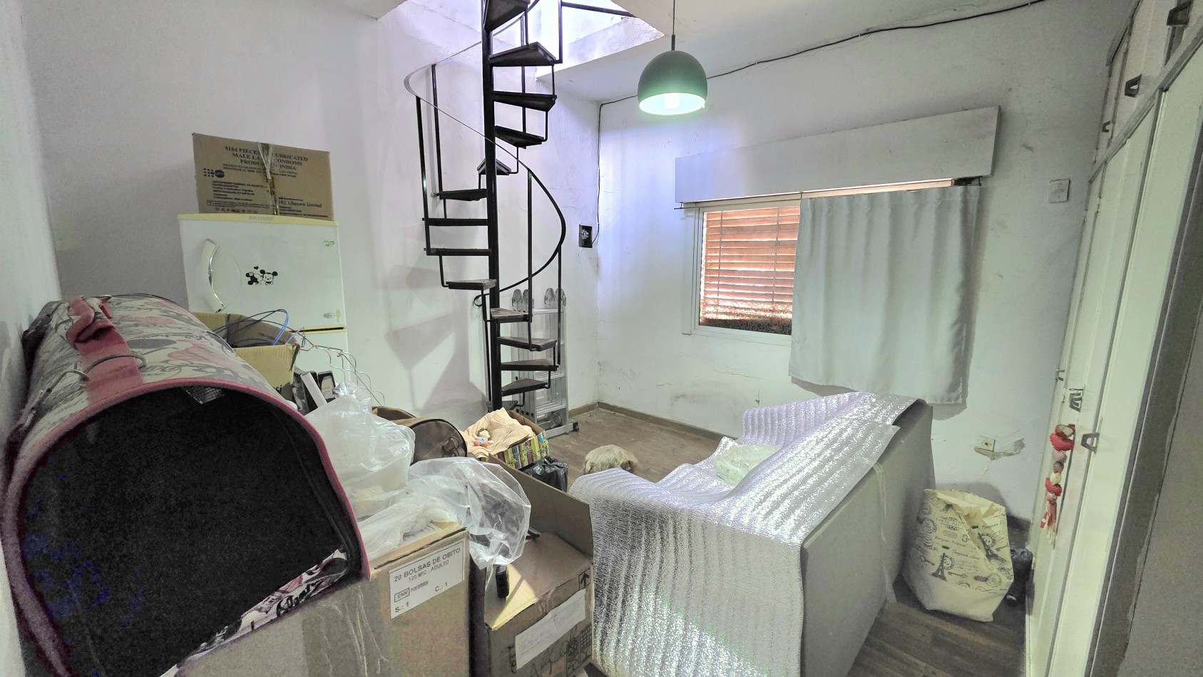 CASA EN EL MEJOR BARRIO Y CON POTENCIAL