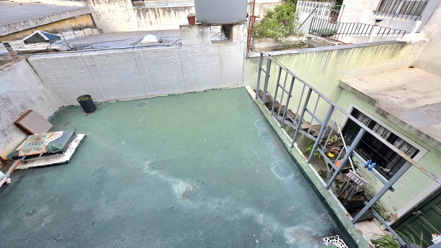 CASA EN EL MEJOR BARRIO Y CON POTENCIAL