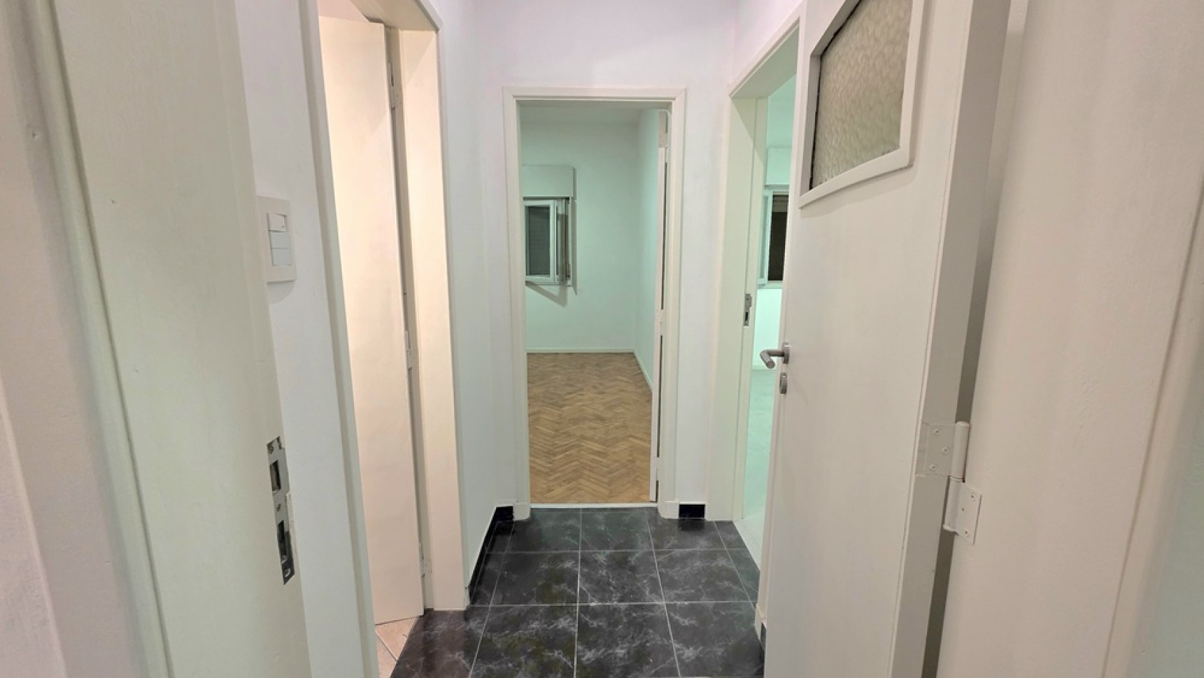 CASA 3 AMBIENTES CON FONDO