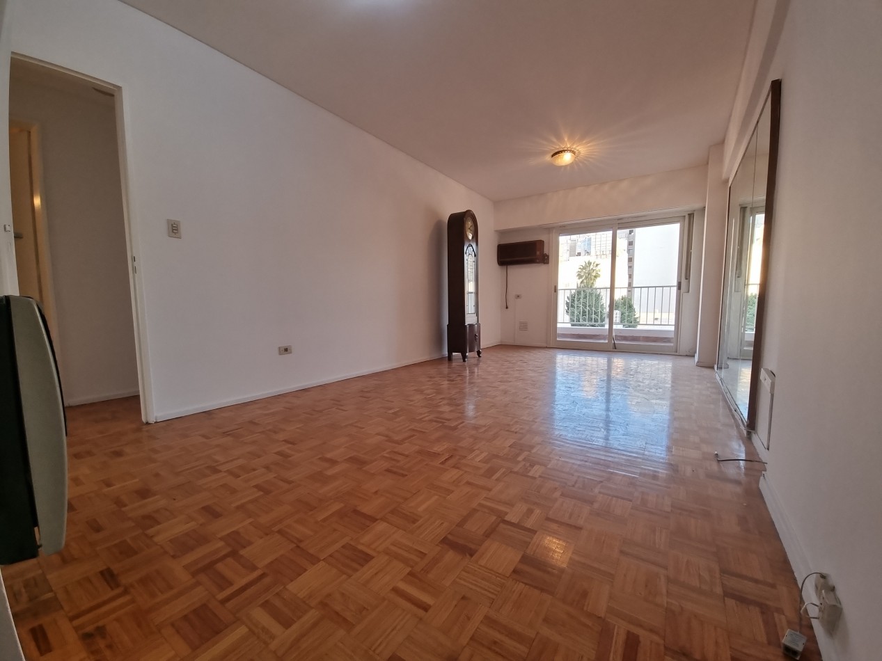 3 AMBIENTES CON 2 BAÑOS