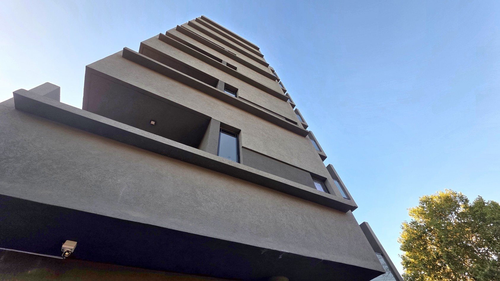 DEPARTAMENTO 2 AMBIENTES EN TEMPERLEY - EXCELENTE UBICACION Y AMENITIES