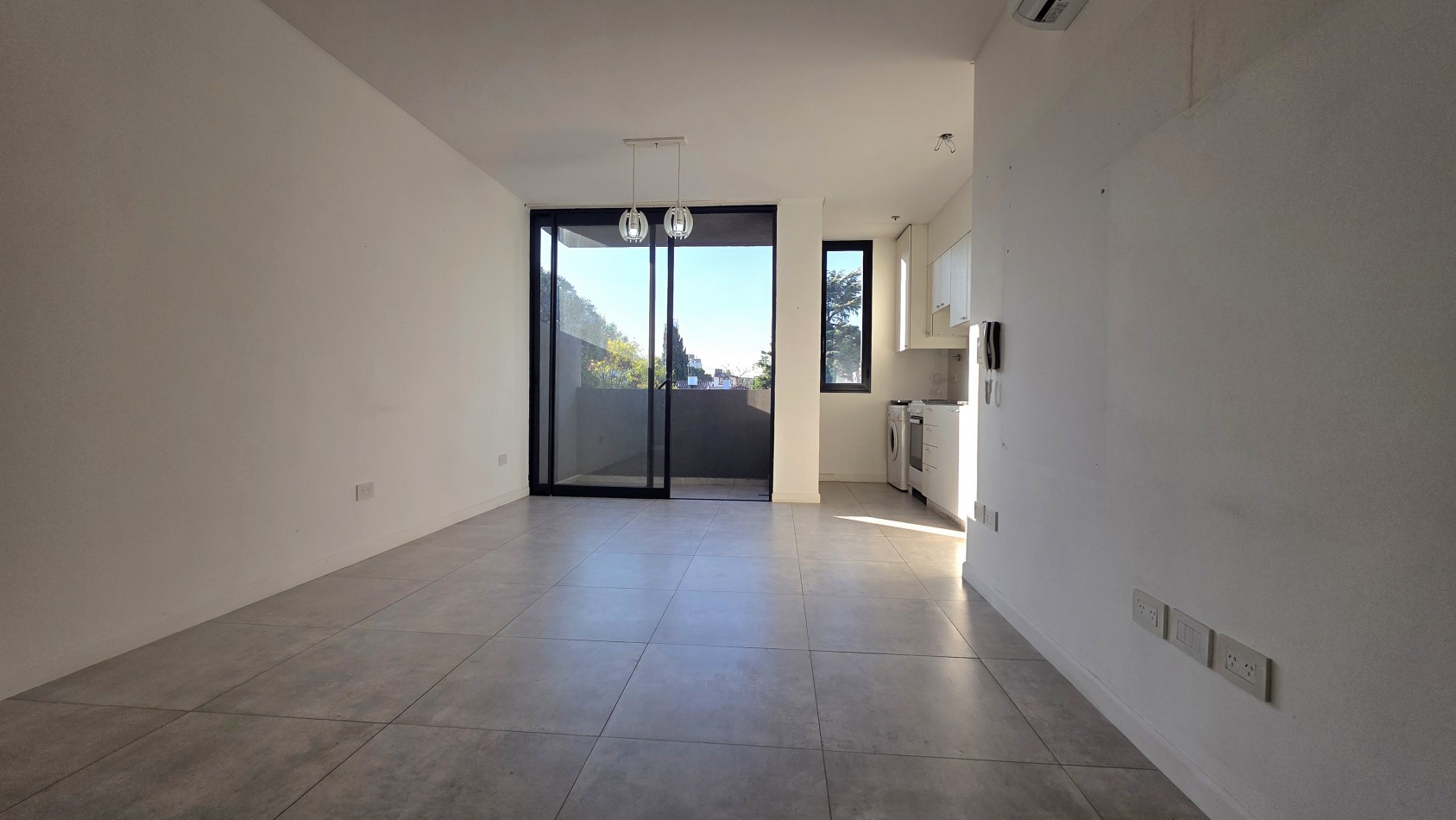 DEPARTAMENTO 2 AMBIENTES EN TEMPERLEY - EXCELENTE UBICACION Y AMENITIES