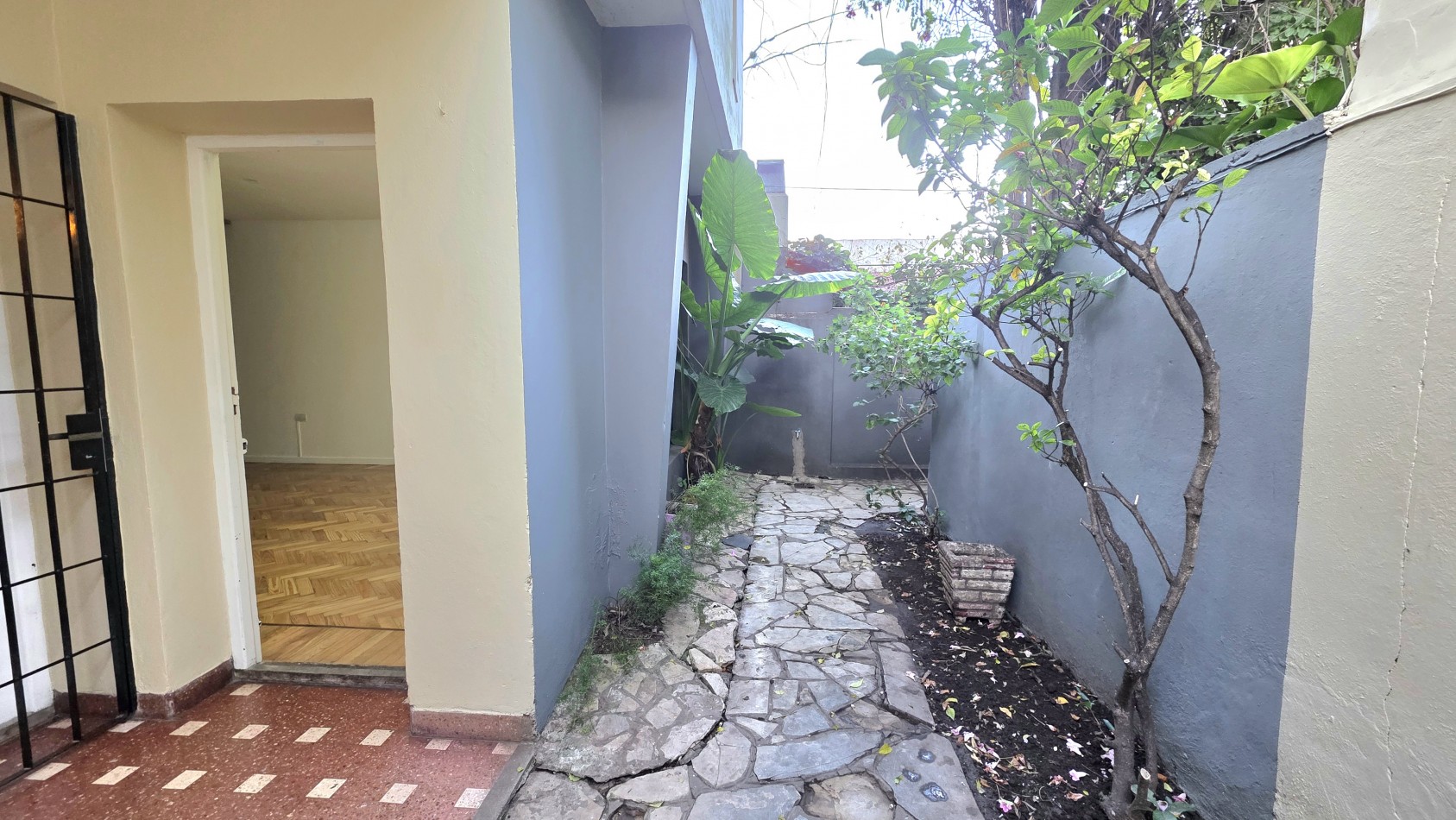 PH DE CATEGORIA EN LOMAS DE ZAMORA