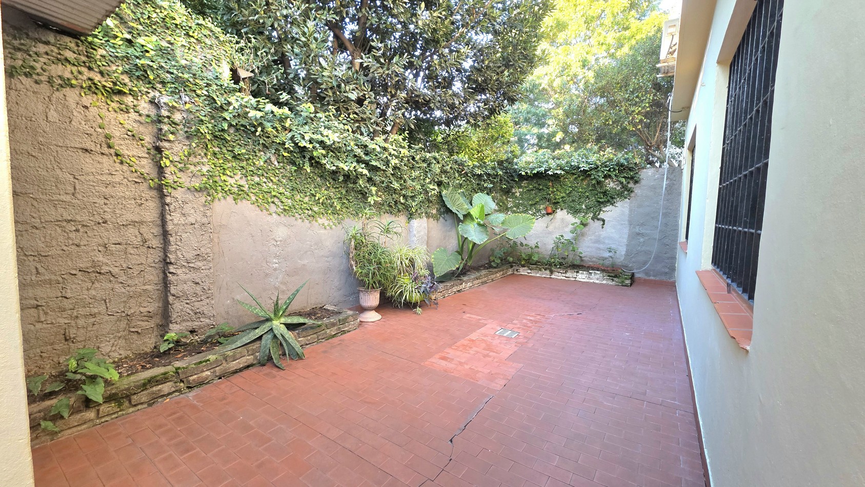 PH DE CATEGORIA EN LOMAS DE ZAMORA