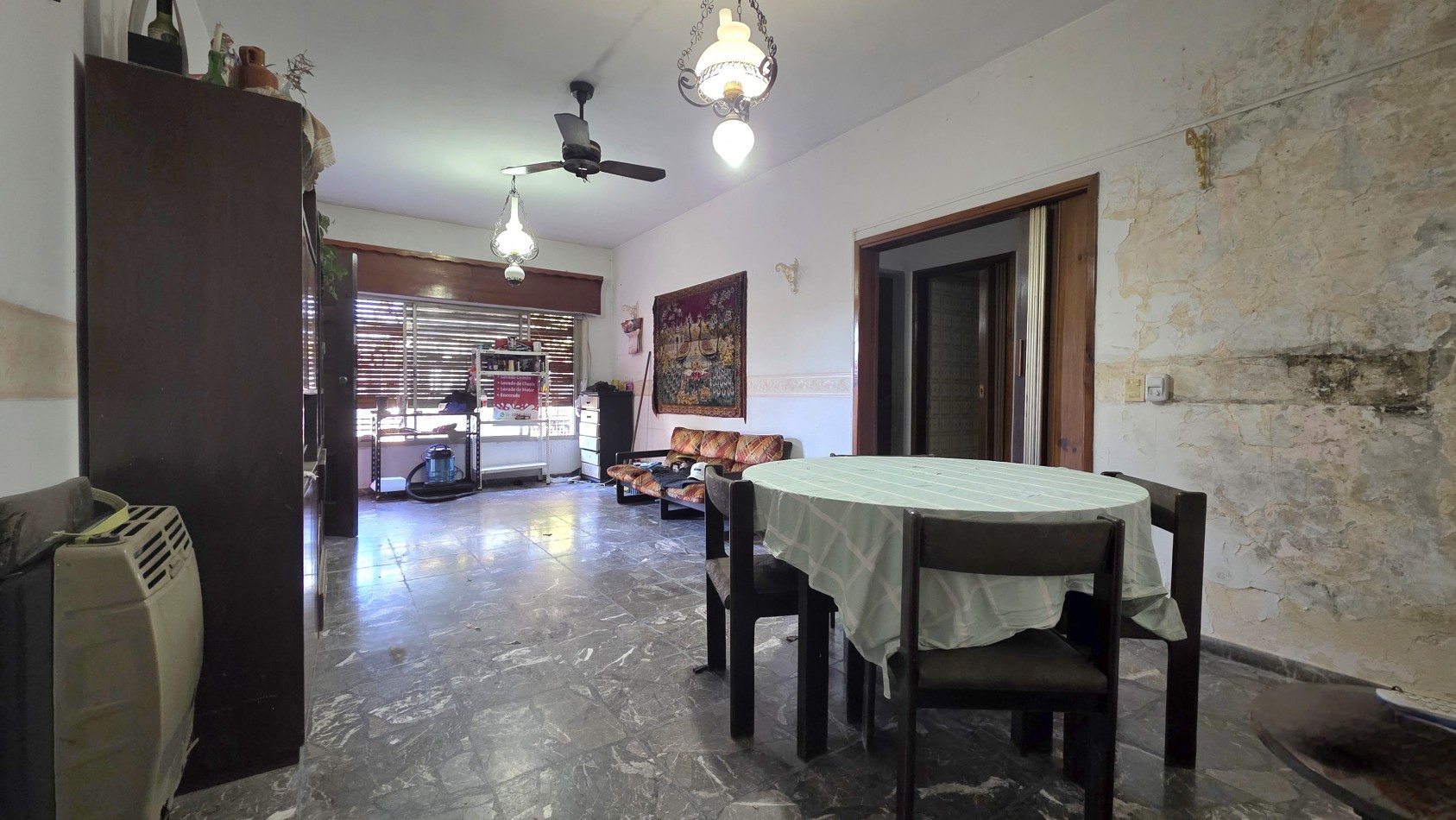 Casa 2 Viviendas en Venta | 6 Ambientes | Patio, Quincho y Cochera | Excelente Ubicacion