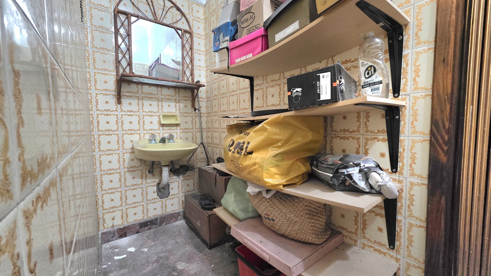 Casa 2 Viviendas en Venta | 6 Ambientes | Patio, Quincho y Cochera | Excelente Ubicacion