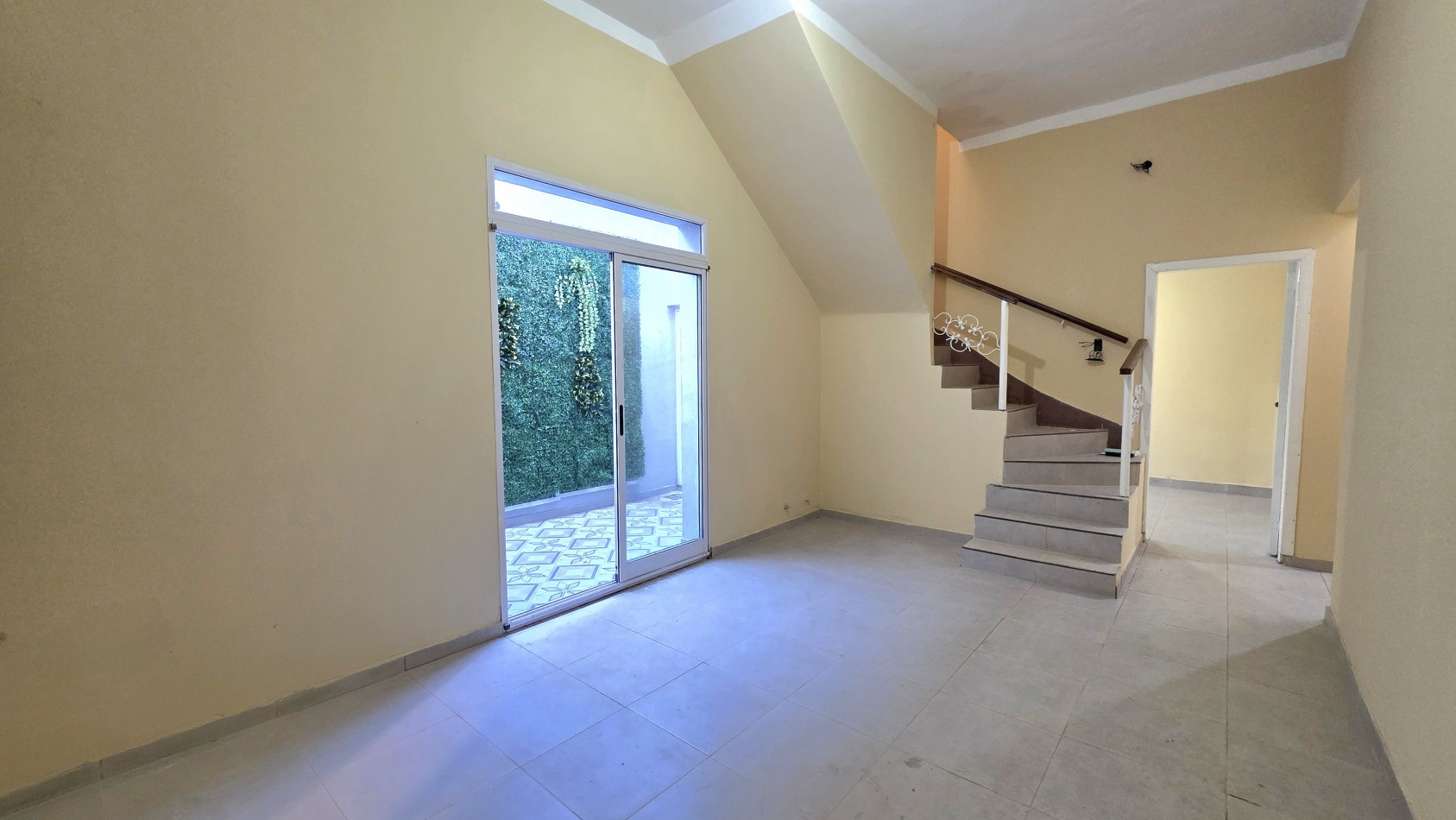 PH en Venta 4 Ambientes Reciclado | Patio y Terraza | Centro Lomas de Zamora