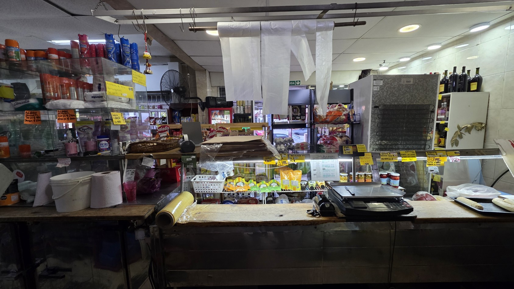 VENTA FONDO DE COMERCIO ALMACEN / SUPERMERCADO EN LOMAS DE ZAMORA | ESQUINA ESTRATEGICA | ALTO FLUJO DE VENTAS | CARTERA DE CLIENTES