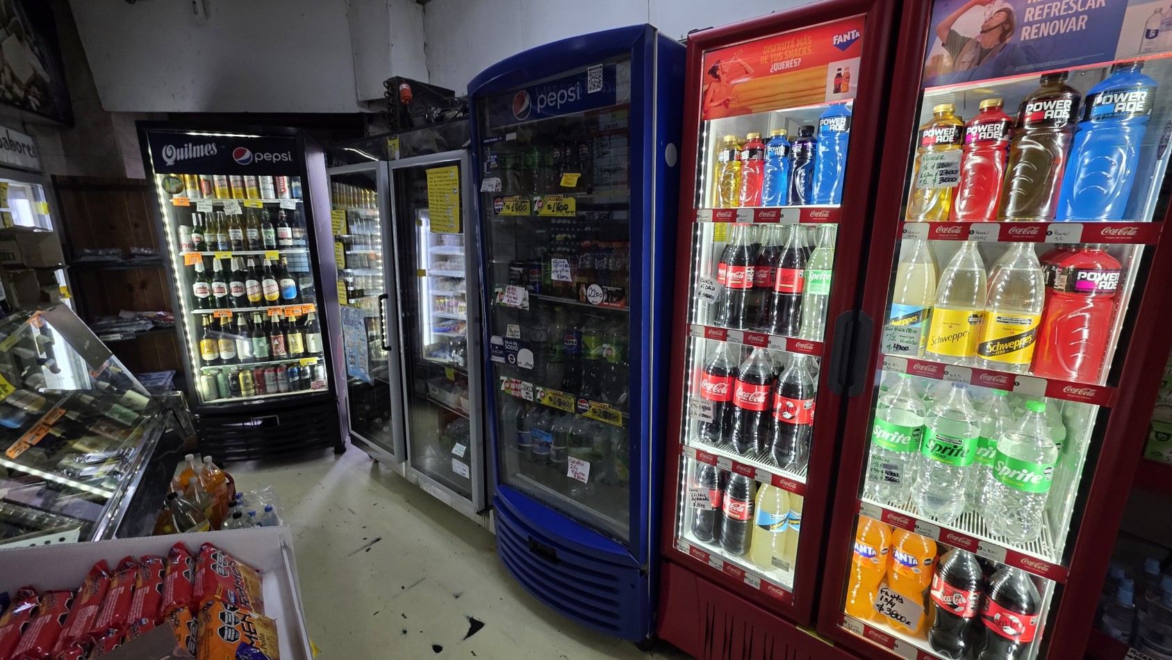 VENTA FONDO DE COMERCIO ALMACEN / SUPERMERCADO EN LOMAS DE ZAMORA | ESQUINA ESTRATEGICA | ALTO FLUJO DE VENTAS | CARTERA DE CLIENTES