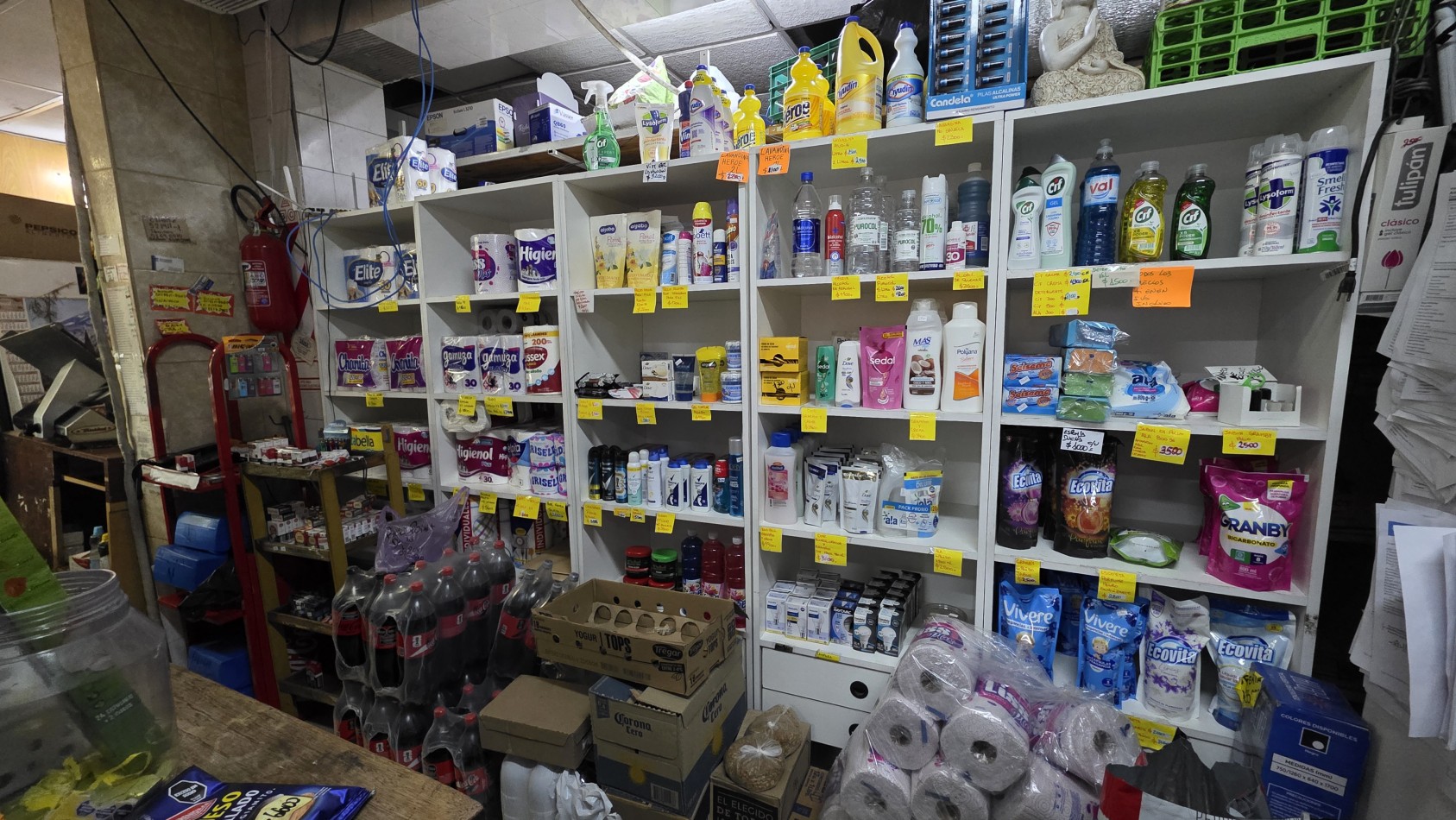 VENTA FONDO DE COMERCIO ALMACEN / SUPERMERCADO EN LOMAS DE ZAMORA | ESQUINA ESTRATEGICA | ALTO FLUJO DE VENTAS | CARTERA DE CLIENTES