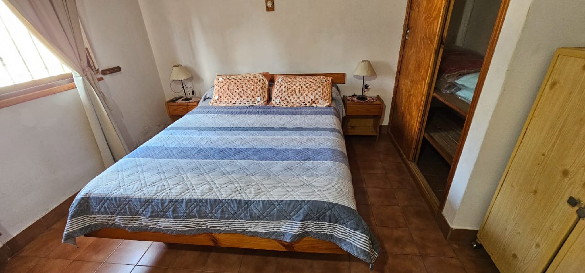 CASA EN VENTA EN LAS TONINAS A 6 CUADRAS DEL MAR - LOTE 10x40 - GAS NATURAL - GRAN POTENCIAL
