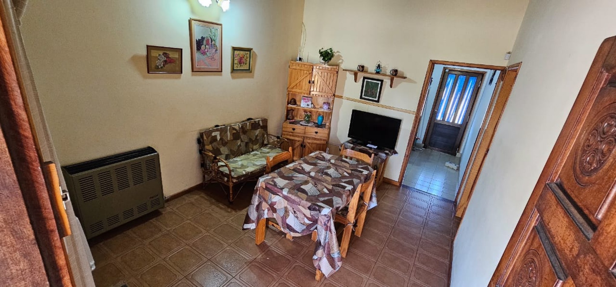 CASA EN VENTA EN LAS TONINAS A 6 CUADRAS DEL MAR - LOTE 10x40 - GAS NATURAL - GRAN POTENCIAL