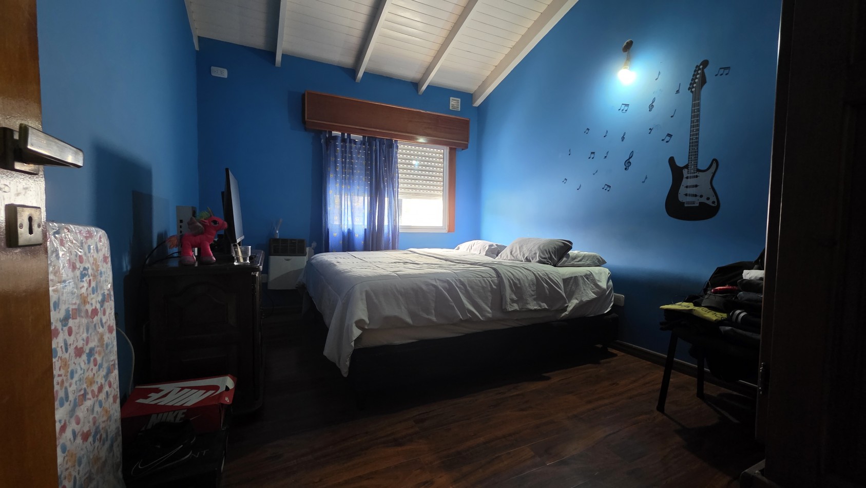 CASA 6 AMBIENTES CON PILETA