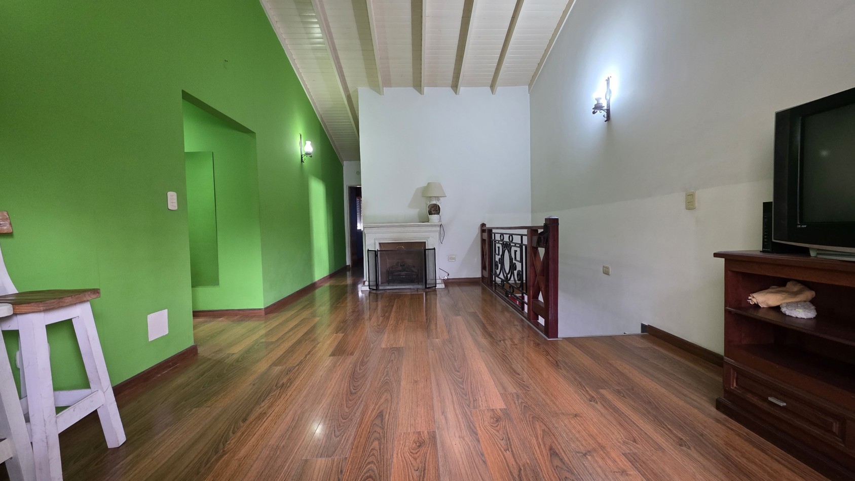 CASA 6 AMBIENTES CON PILETA