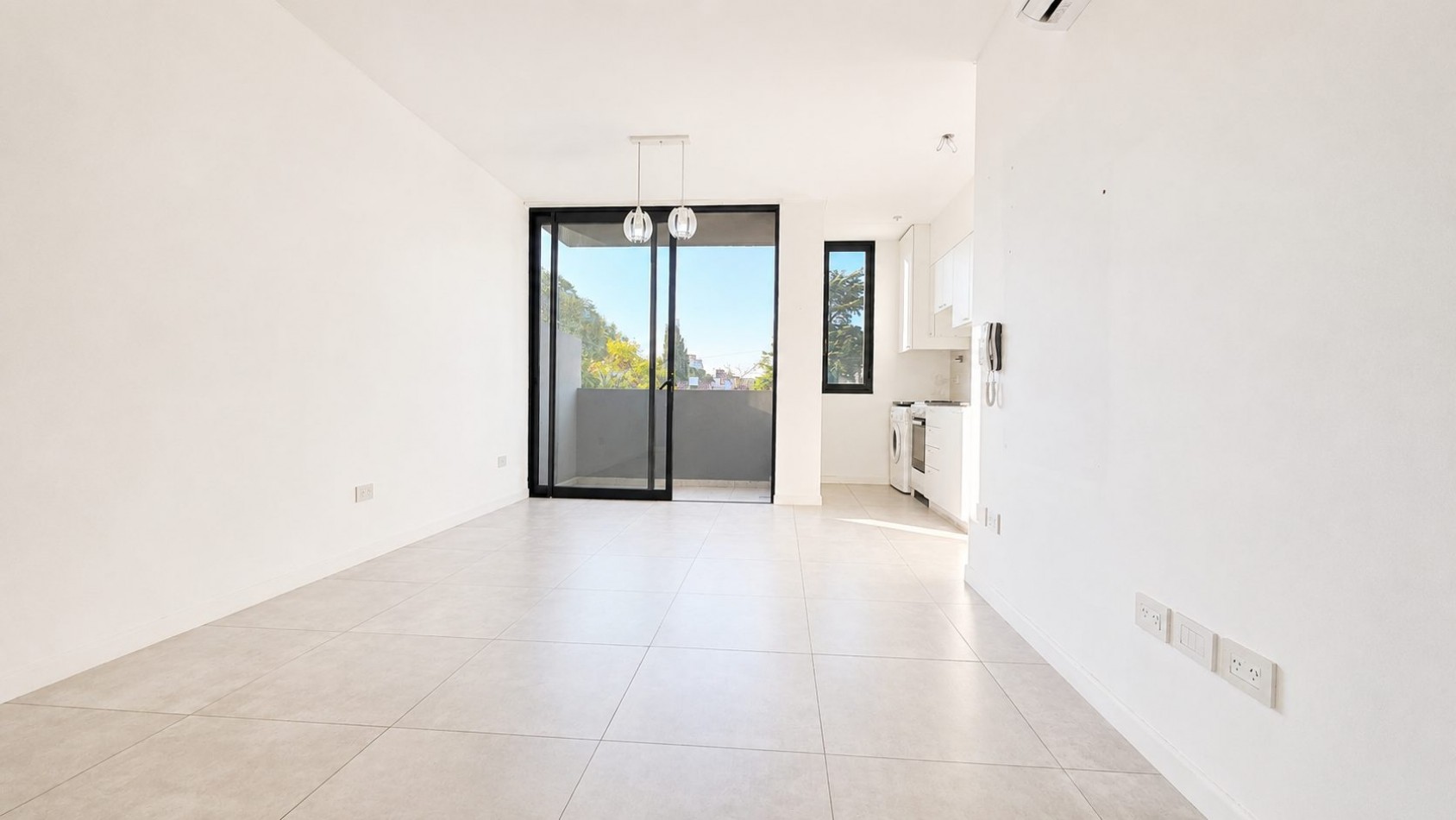 DEPARTAMENTO 2 AMBIENTES EN TEMPERLEY - EXCELENTE UBICACION Y AMENITIES