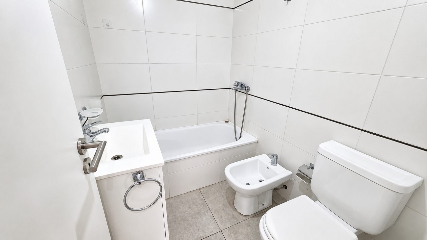 DEPARTAMENTO 2 AMBIENTES EN TEMPERLEY - EXCELENTE UBICACION Y AMENITIES