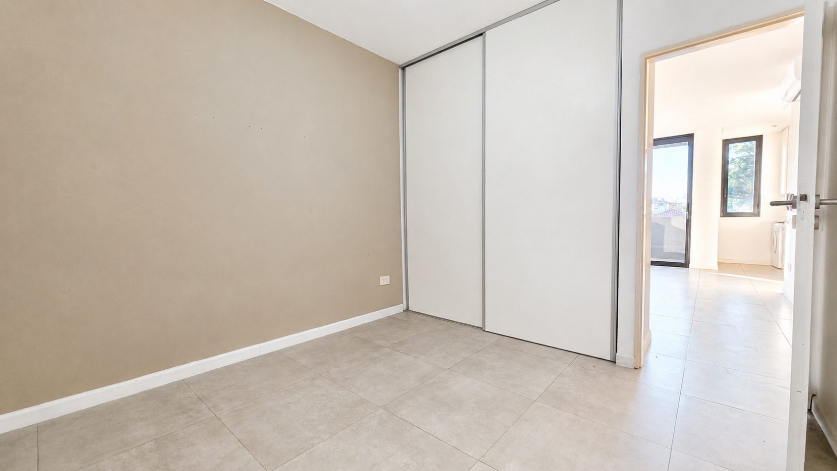 DEPARTAMENTO 2 AMBIENTES EN TEMPERLEY - EXCELENTE UBICACION Y AMENITIES