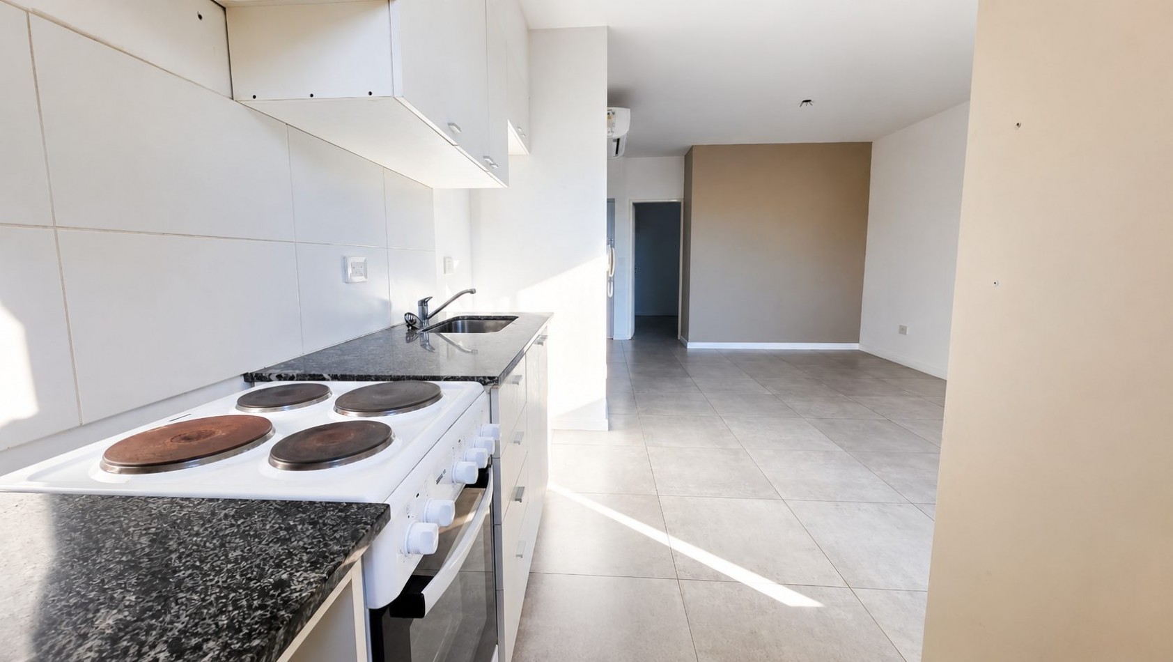DEPARTAMENTO 2 AMBIENTES EN TEMPERLEY - EXCELENTE UBICACION Y AMENITIES