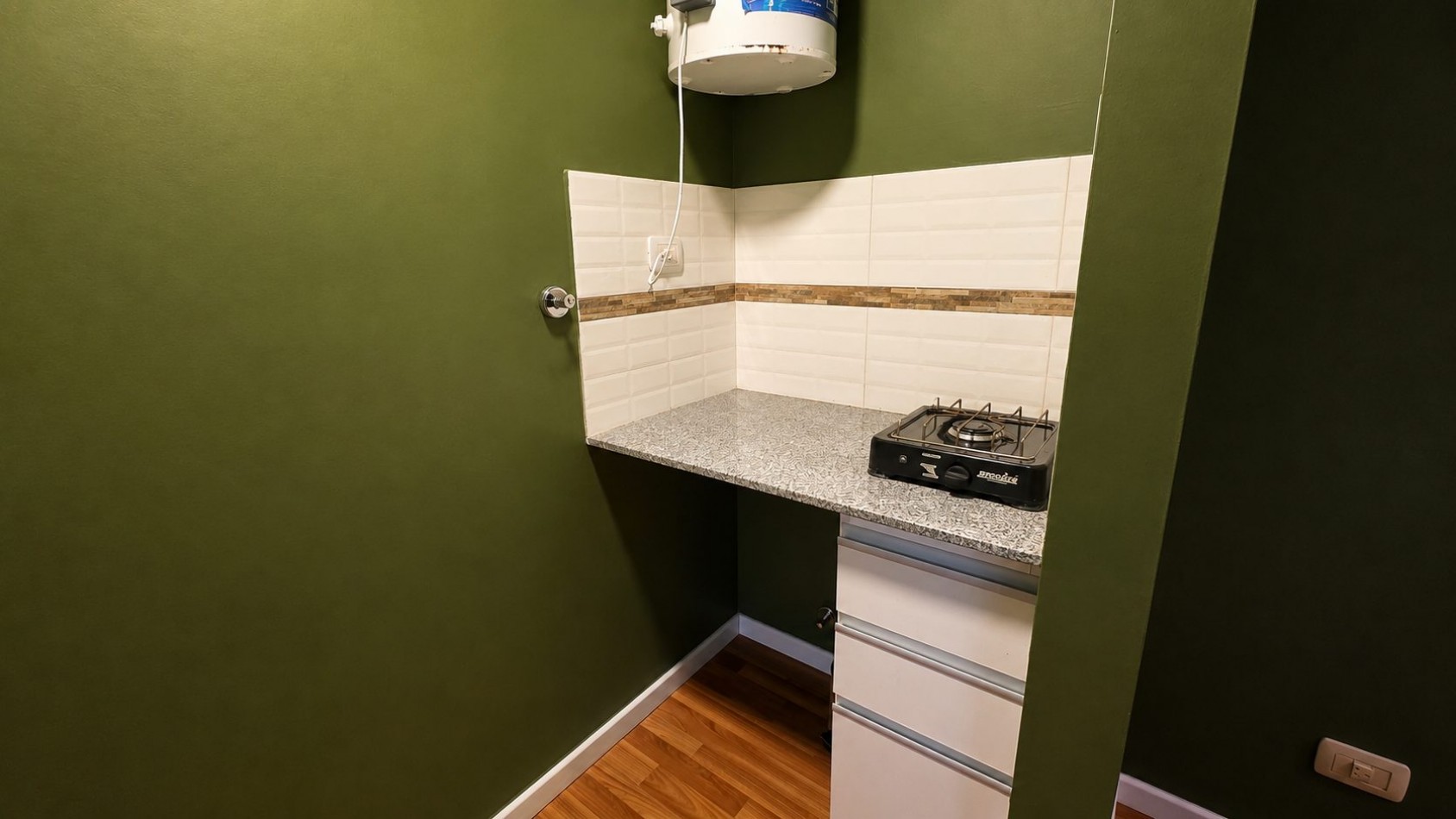 MONOAMBIENTE CON COCHERA EN ALQUILER | APTO PROFESIONAL / COMERCIAL / VIVIENDA