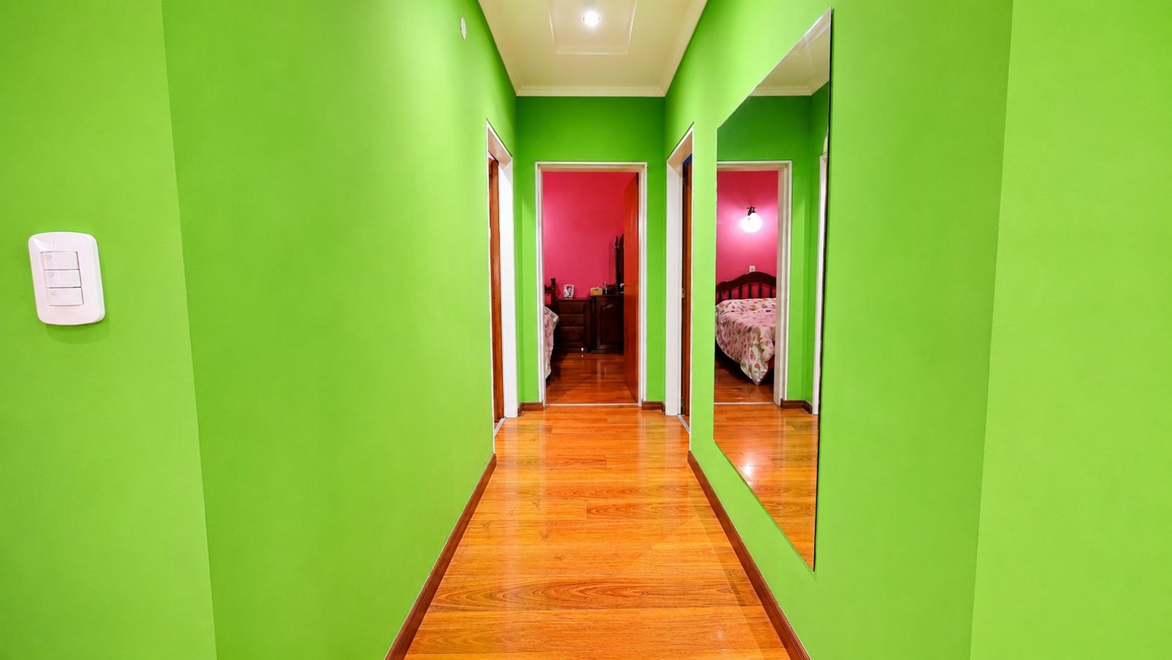 CASA 6 AMBIENTES CON PILETA