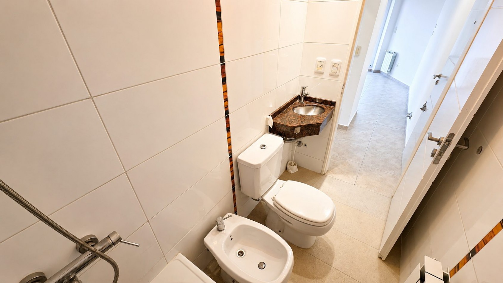 Departamento 2 ambientes Las Lomitas