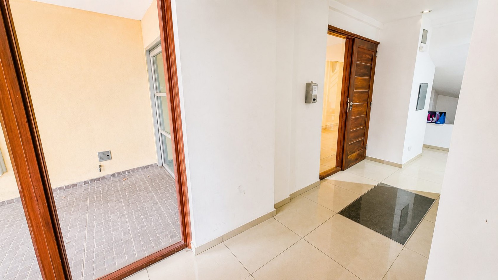 Monoambiente en Planta Baja centrico | Lomas de Zamora