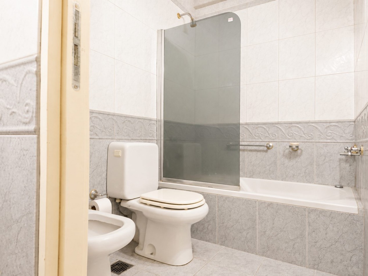 OFICINA DE 100 m² EN VENTA EN PLENO CENTRO DE LOMAS DE ZAMORA