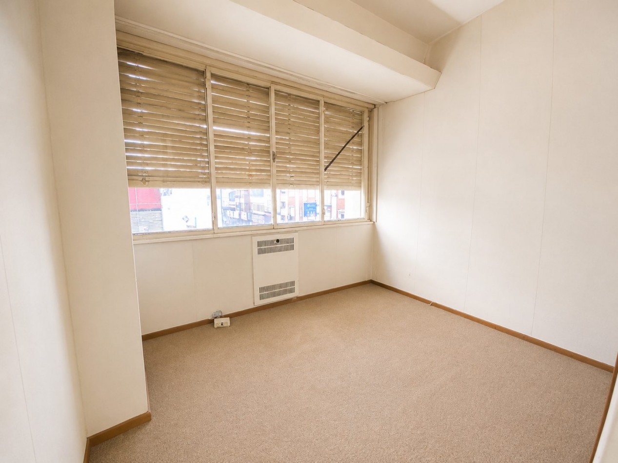 OFICINA DE 100 m² EN VENTA EN PLENO CENTRO DE LOMAS DE ZAMORA