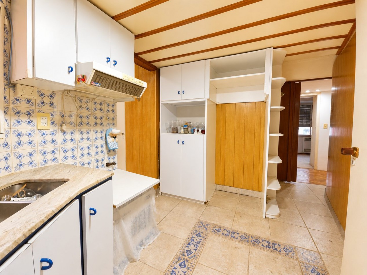 OFICINA DE 100 m² EN VENTA EN PLENO CENTRO DE LOMAS DE ZAMORA