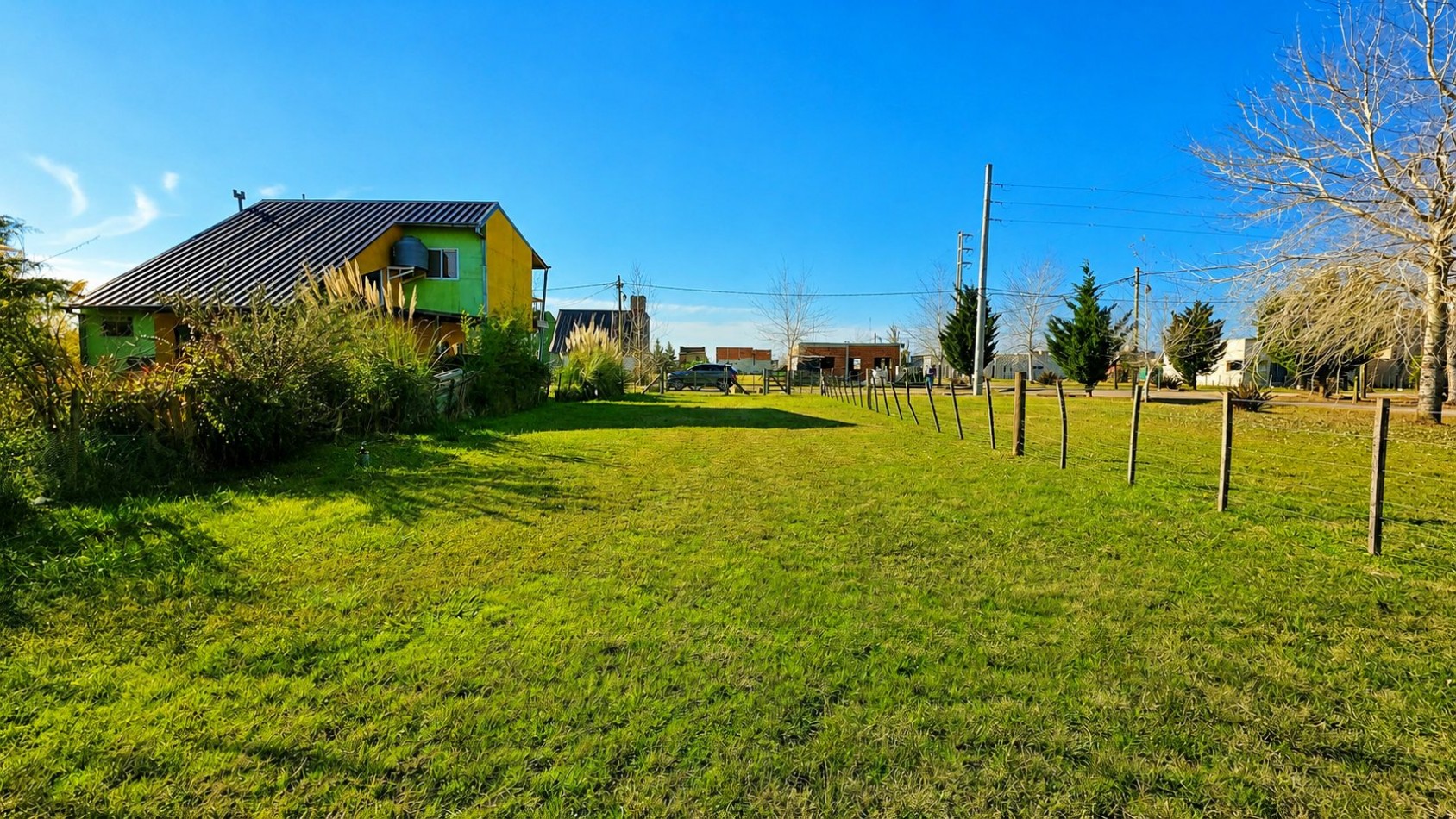 LOTE EN VENTA EN BARRIO CERRADO DOMSELAAR CHICO - CON MEJORAS - EXCELENTE UBICACION