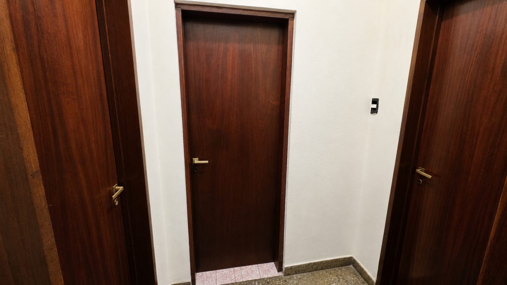 Casa 3 Ambientes con Garage, Jardin y Gran Patio a 150 m de Boulevard Buenos Aires