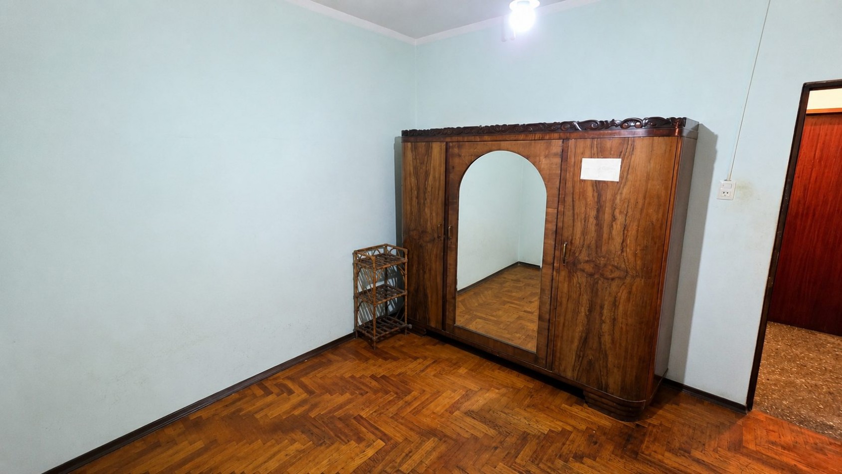 Casa 3 Ambientes con Garage, Jardin y Gran Patio a 150 m de Boulevard Buenos Aires