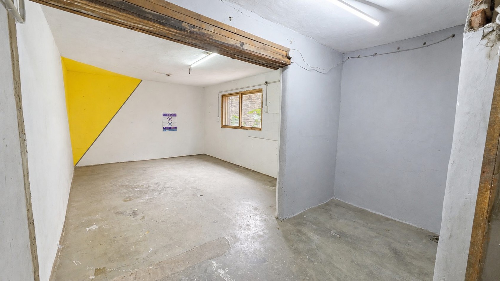 GALPON / DEPOSITO DE 450 M² - DOBLE ACCESO - AV. EVA PERON - TEMPERLEY
