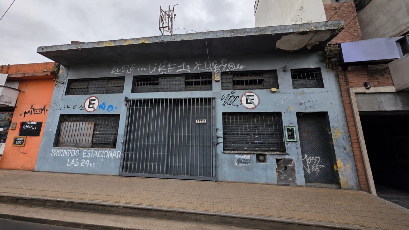 GALPON / DEPOSITO DE 450 M² - DOBLE ACCESO - AV. EVA PERON - TEMPERLEY