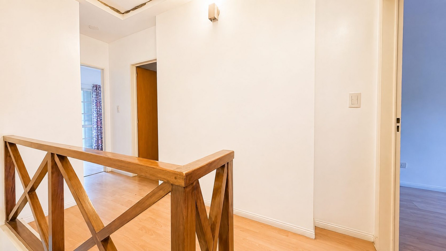 TRIPLEX 4 AMBIENTES CON JARDIN, QUINCHO Y COCHERA | APTO CREDITO | LOMAS DE ZAMORA